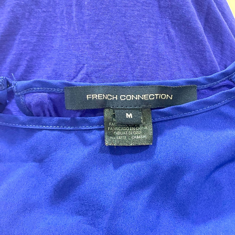 French Connection • Simple Classic Crepe Light Polly Top Clement Blue - Picture 6 of 9